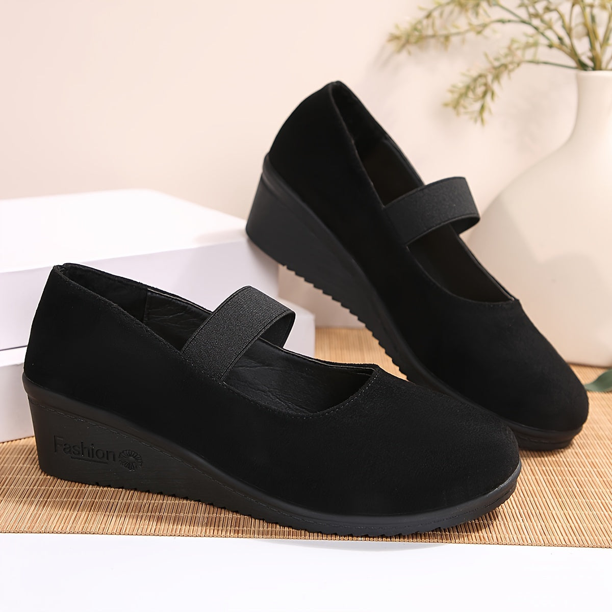 Women's Retro Wedge Shoes Leather Casual Comfortable Round Toe