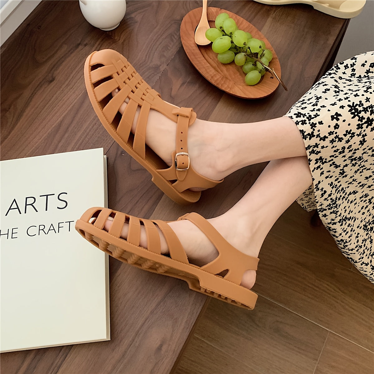 Women Hollow-Out Woven Flat Sandals Summer Casual Breathable PVC