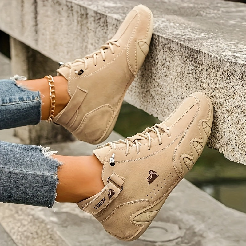 Ayollar uchun kundalik nafas oladigan tarmoq sport poyabzali, rezina taglik bilan