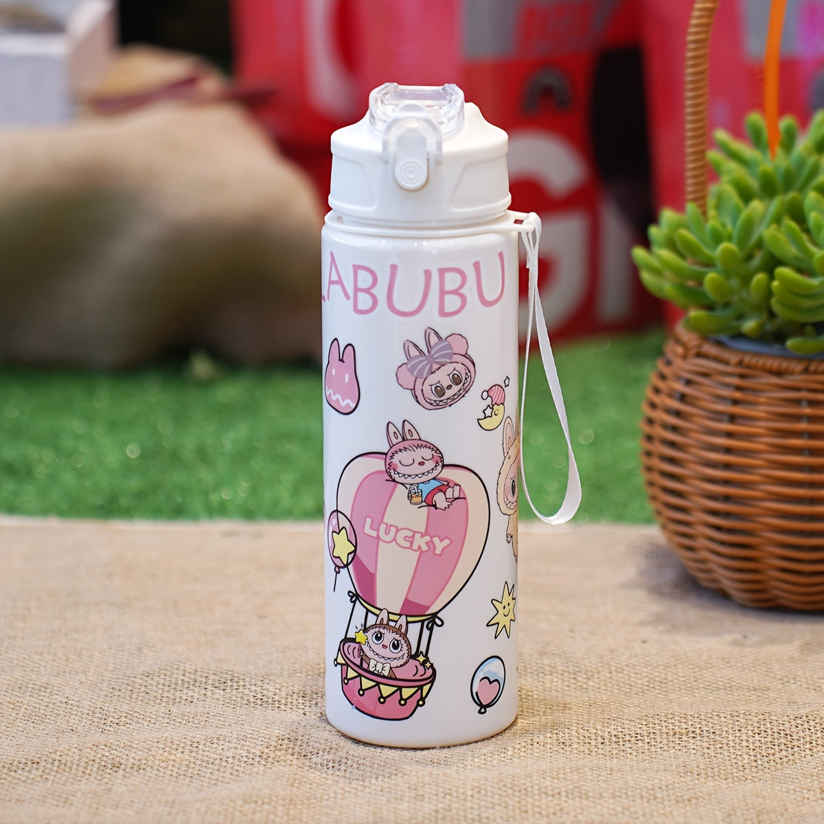 23oz suyuqlik o'tkazmaydigan portativ suv shishasi, sport, lager va maktab uchun qo'l halqasi bilan