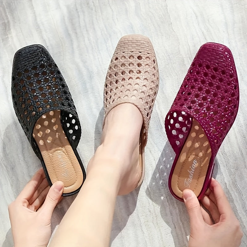 Ayollar uchun yozgi ochiq barmoqli, tekis poyabzal, bej rang, sirpanmaydigan rezina