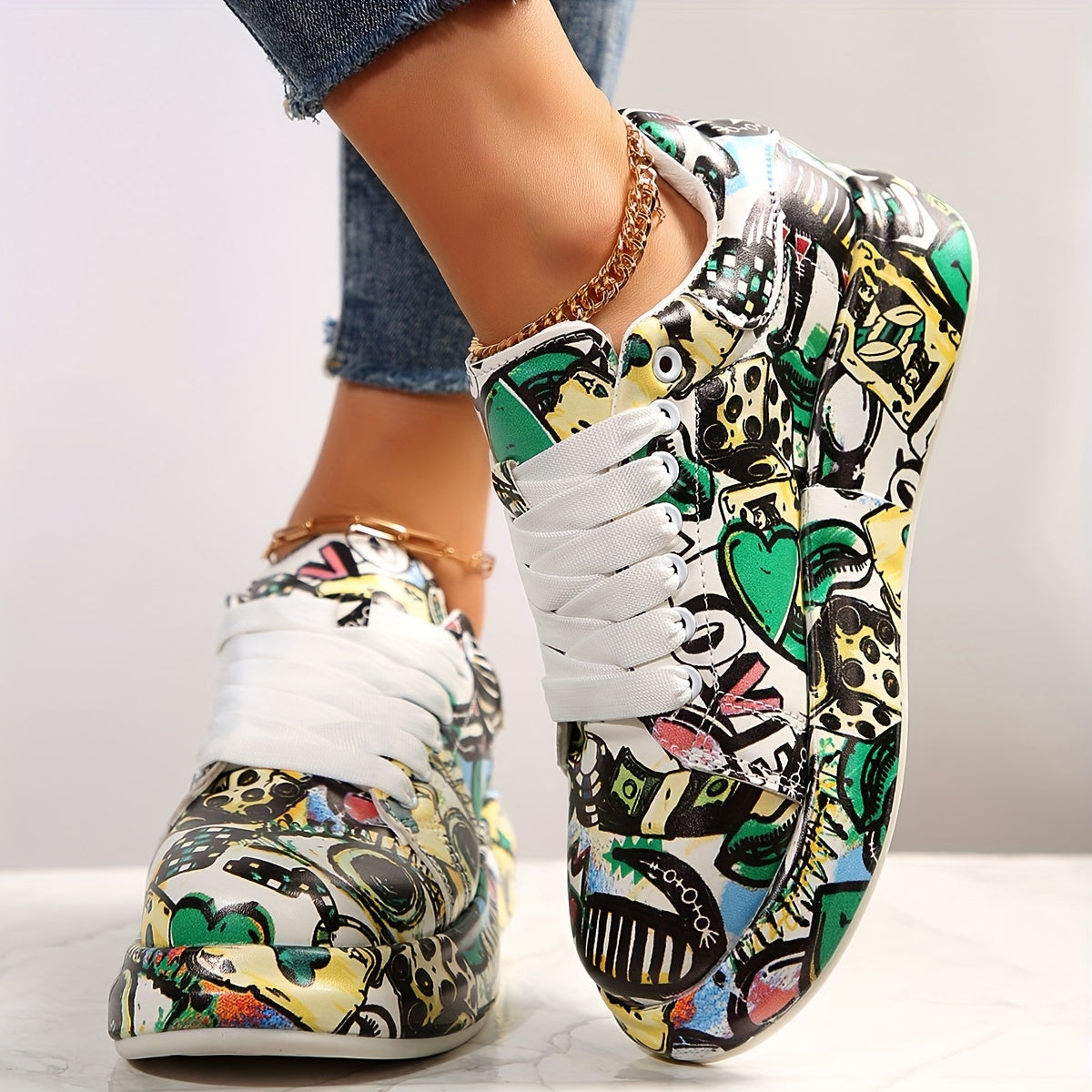Women's Graffiti Print Skate Shoes, Lace Up Platform Sneakers