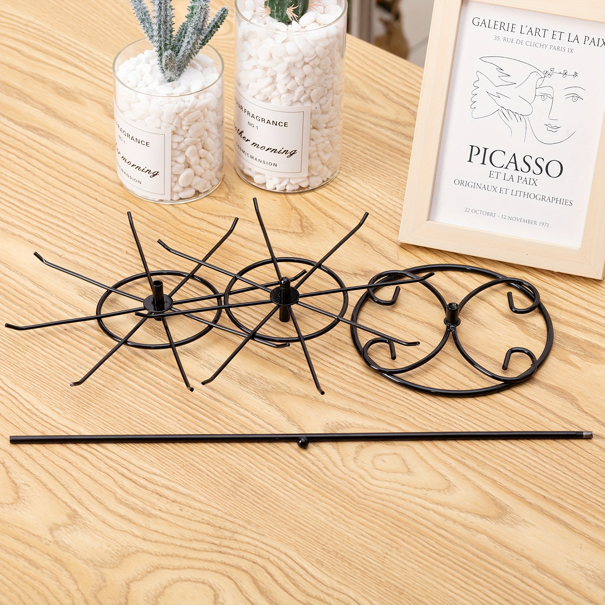 Вращающийся стеллаж для украшений с 2 уровнями для ожерелий и браслетов