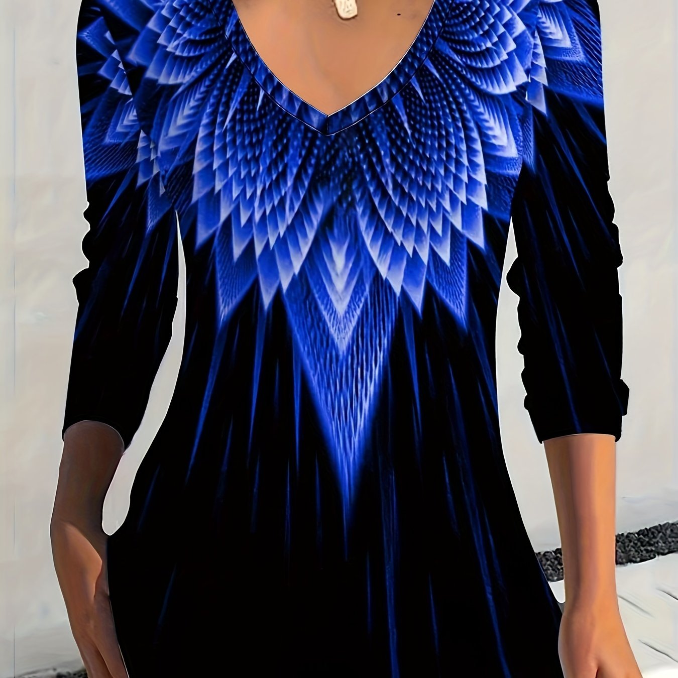 Women's Floral V-Neck T-Shirt Polyester Knit Medium Stretch Spring Fall