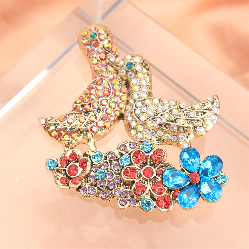 Seabird Rhinestone Brooch Fashionable Jewelry for Outfits Purses and Headwear