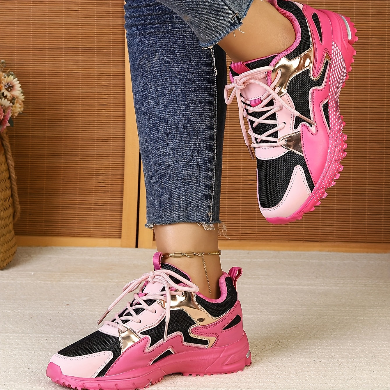 Women's Geometric Pattern Casual Sneakers Sequin Accents Pink Black Low-Top Shoes