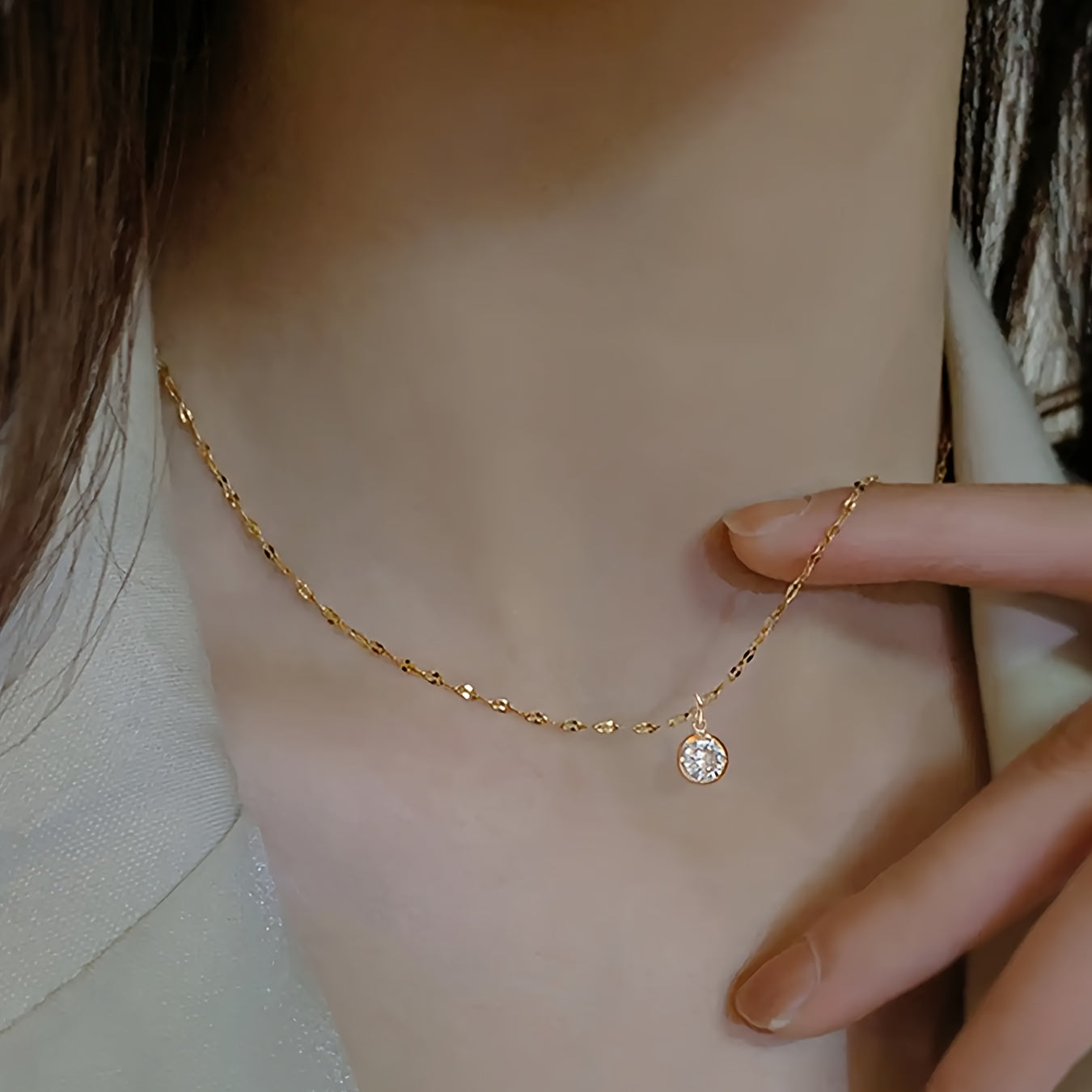 Nooxian Elegant va Sexy 18K Oltin Qoplangan Zirconia Pendant Marjon, Nikelga chidamli Zargarlik, Kundalik kiyish va Maxsus tadbirlar uchun mukammal