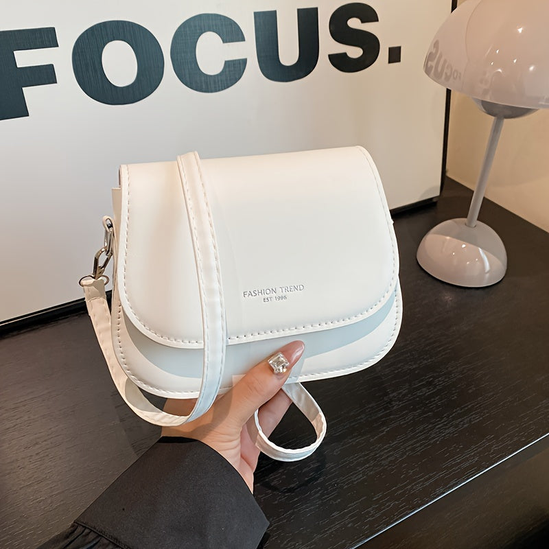 Мини-сумка-почтовик с регулируемым ремнем и квадратным отверстием