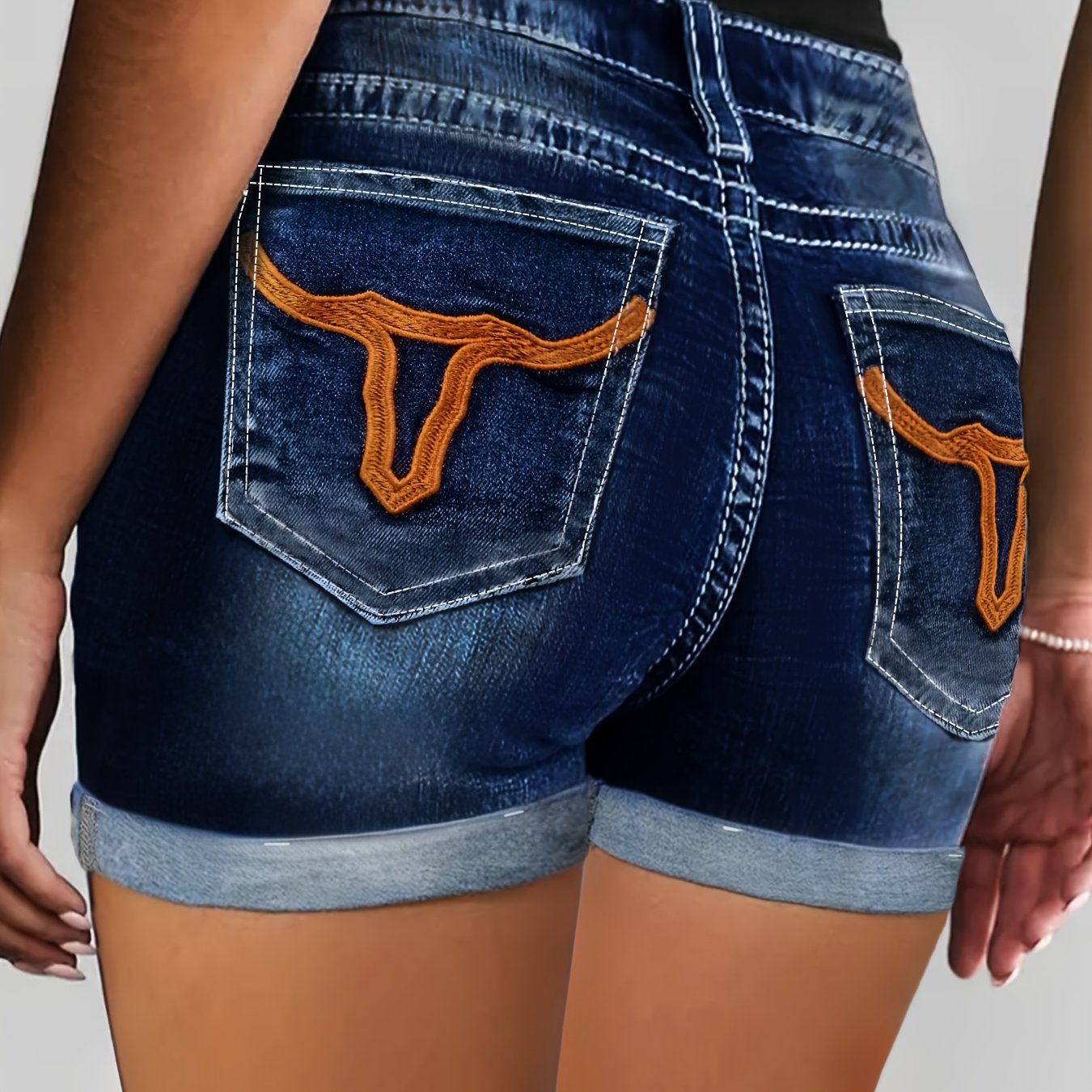 Plus Size Black Geometric Embroidery High Waist Shorts Bermuda Summer Fashion