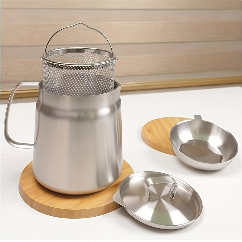 Set of 4 Stainless Steel Oil Dispensers with Strainers and Heat-Resistant Frying Cups