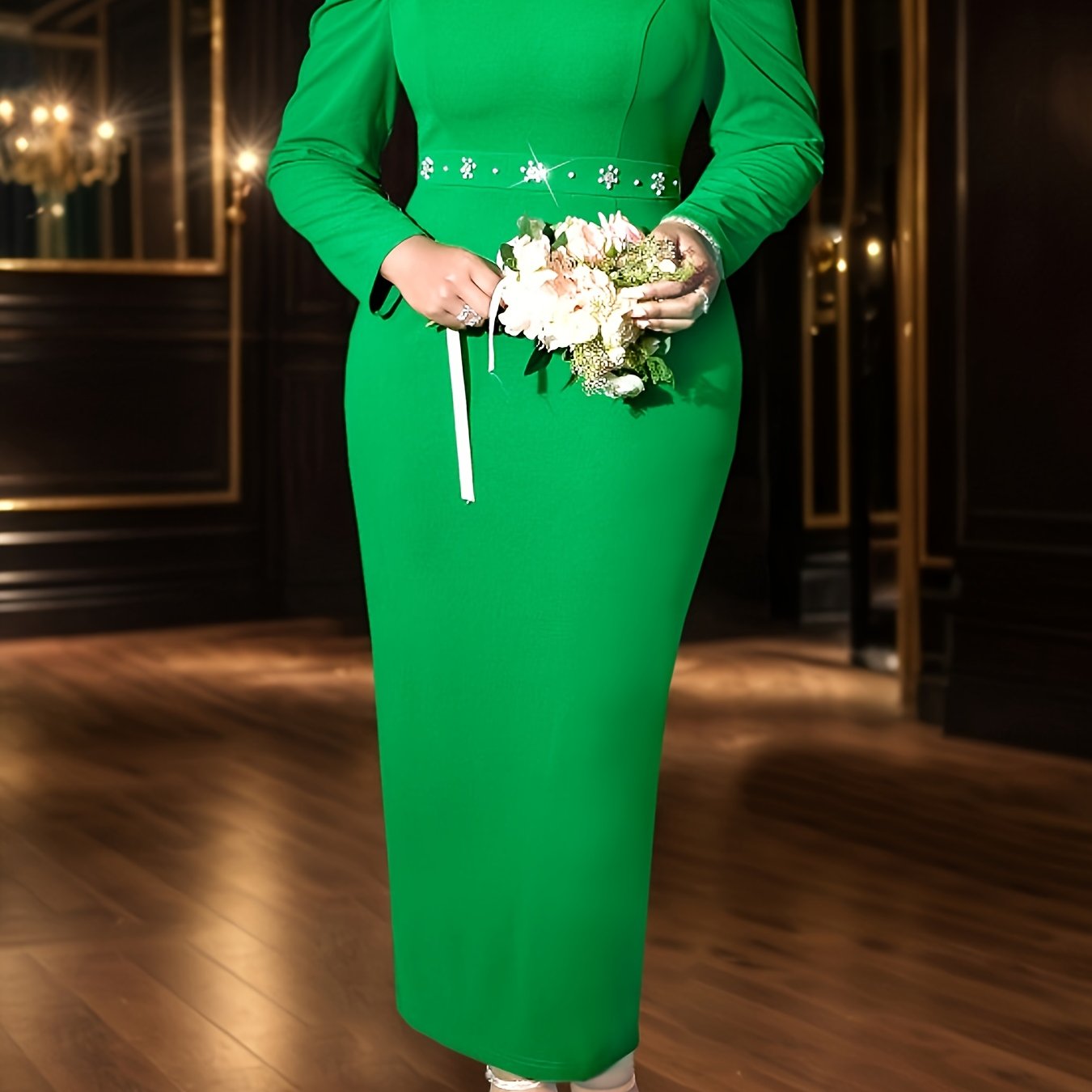 Plus Size Women's Beaded Long Sleeve Mermaid Evening Gown V-Neck Banquet Dress