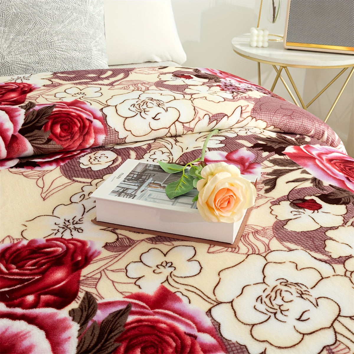 Floral Sea Pattern Bed Blanket for Home Decor and Seasonal Use