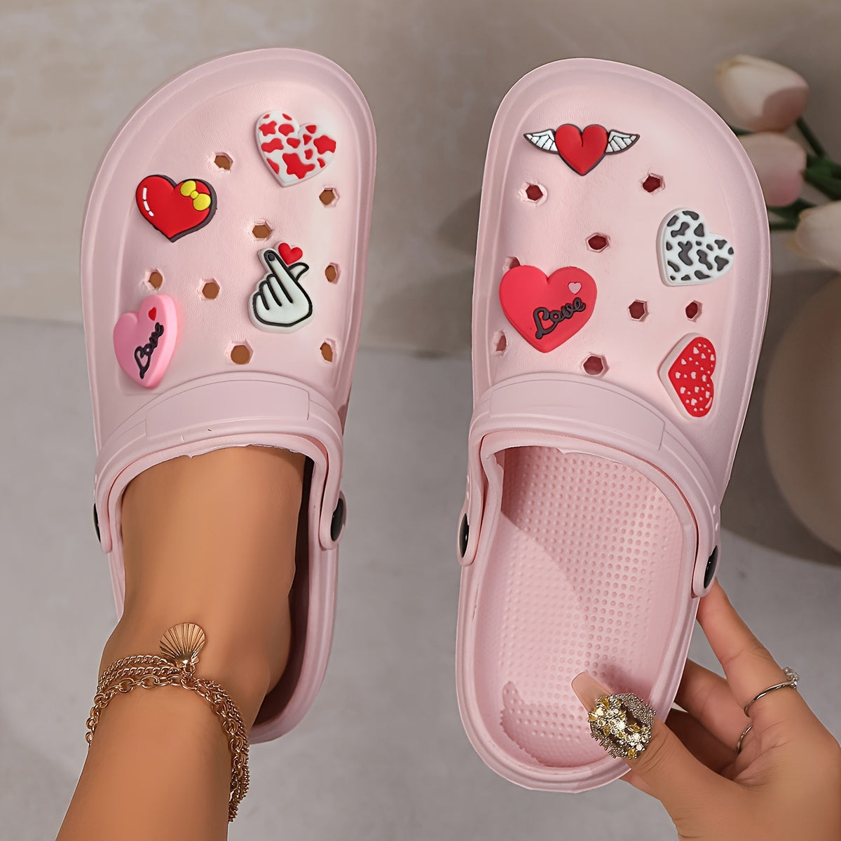 Women's Pink Heart Clogs Breathable EVA Summer Sandals