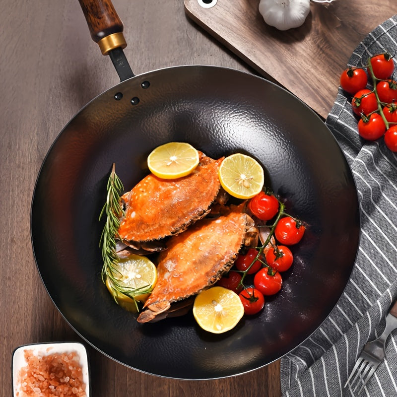 Durable 32cm Cast Iron Skillet Non-Stick Round Bottom Wok for Gas and Induction