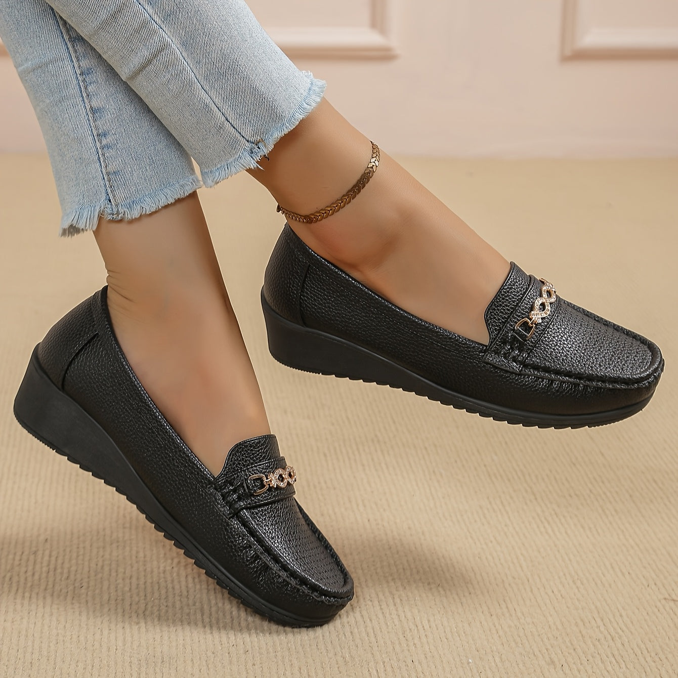 Women's Slip-Resistant Crystal-Embellished Metallic Loafers with Cushioned Sole