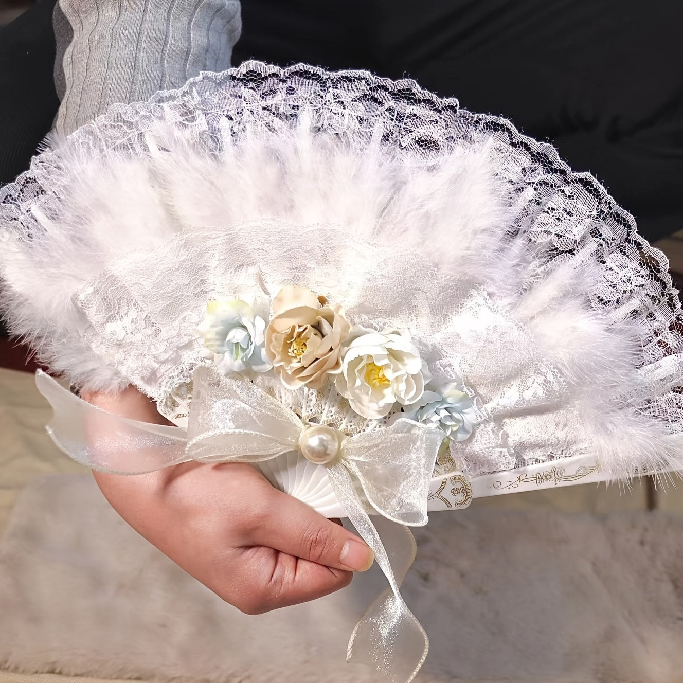 Elegant European Style Lace Handheld Fan for Parties Cosplay and Photoshoots