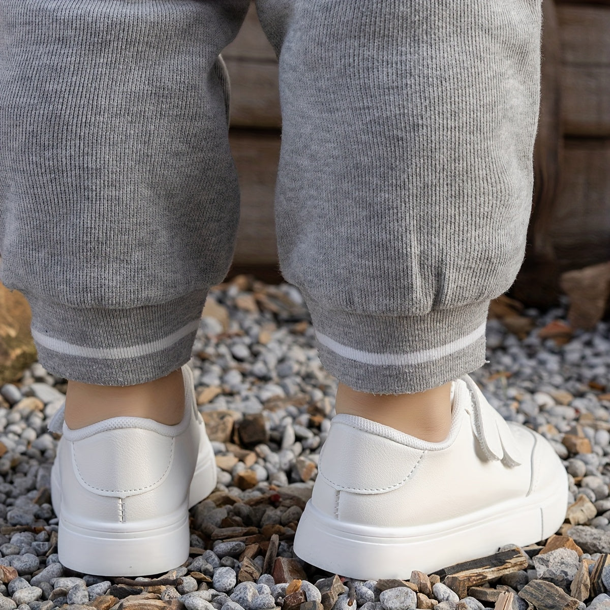 Kids White Low-Top Casual Sneakers with Elastic Fastener Straps Breathable Fabric Rubber Sole