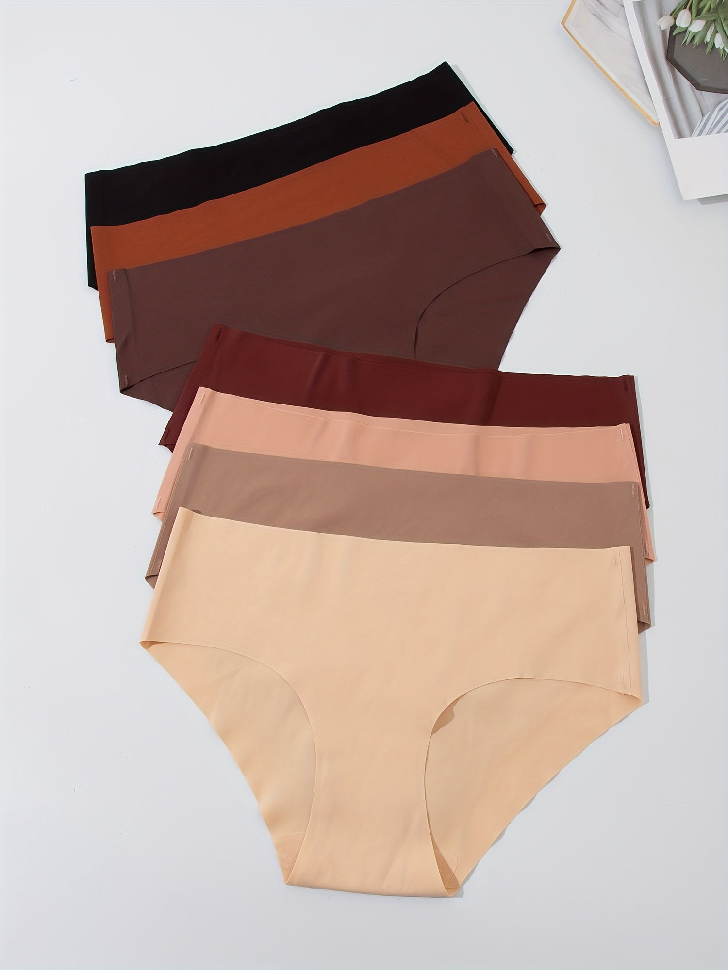 Women's Seamless Solid Briefs Comfortable Breathable Stretchy Underwear