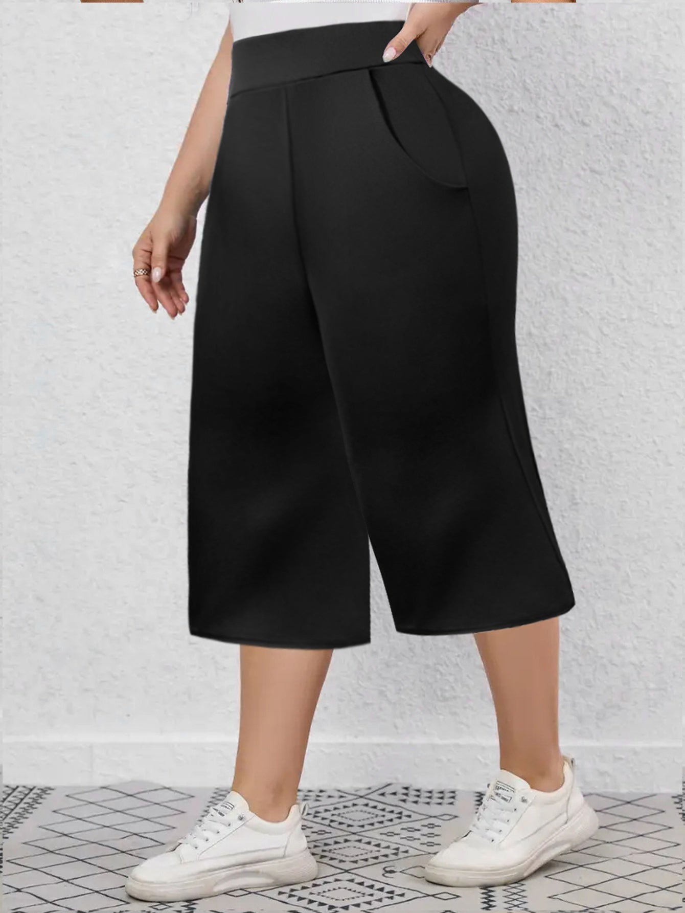 Women's Plus Size Elastic Waist Straight Leg Capri Pants Navy Blue