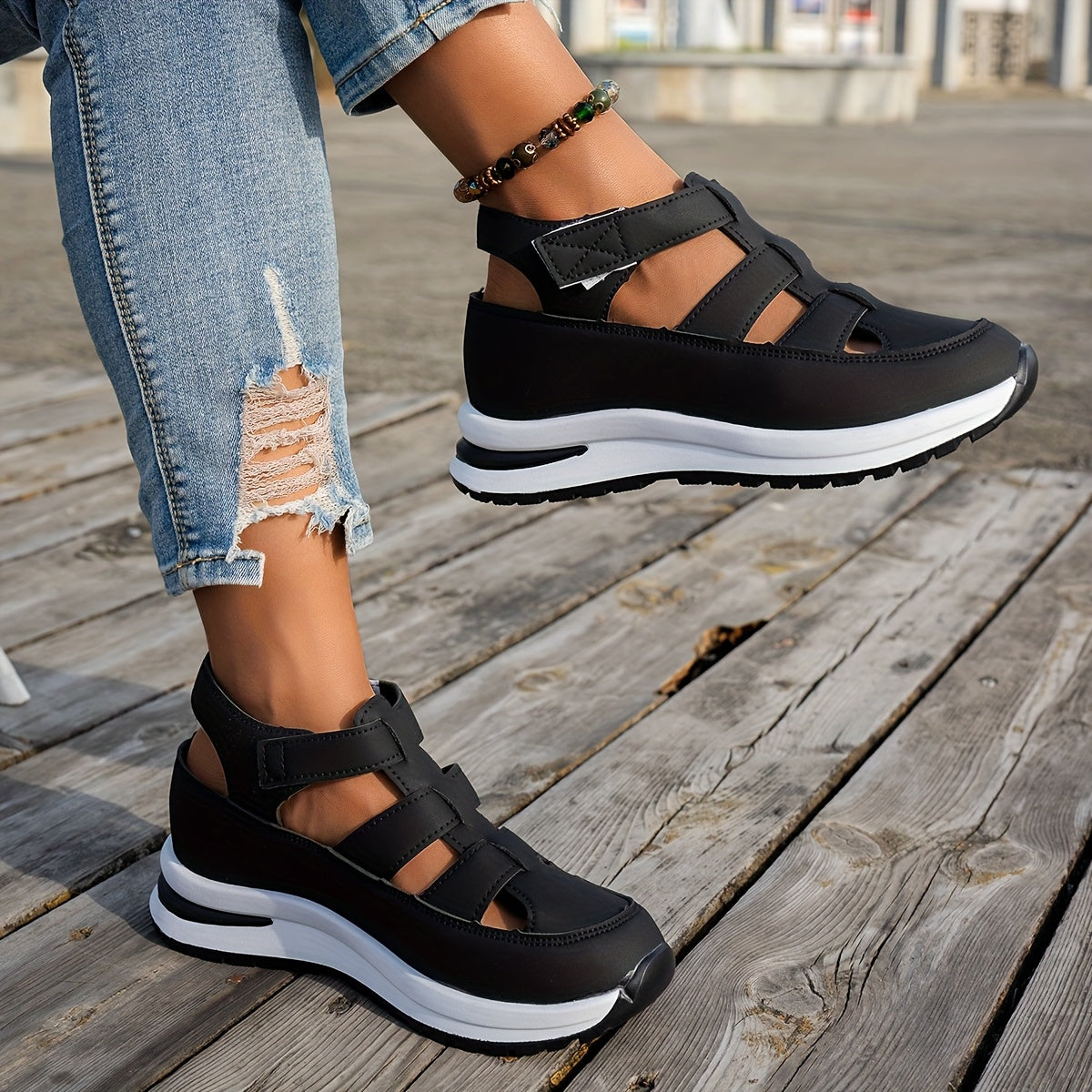 Women's White Casual Sneakers Lightweight Bouncy Soles for Outdoors
