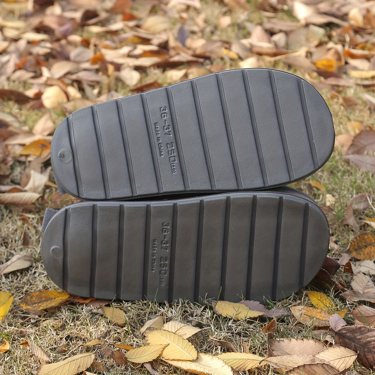 Unisex Plush Slippers Warm Non-Slip EVA Sole Indoor Outdoor All-Season