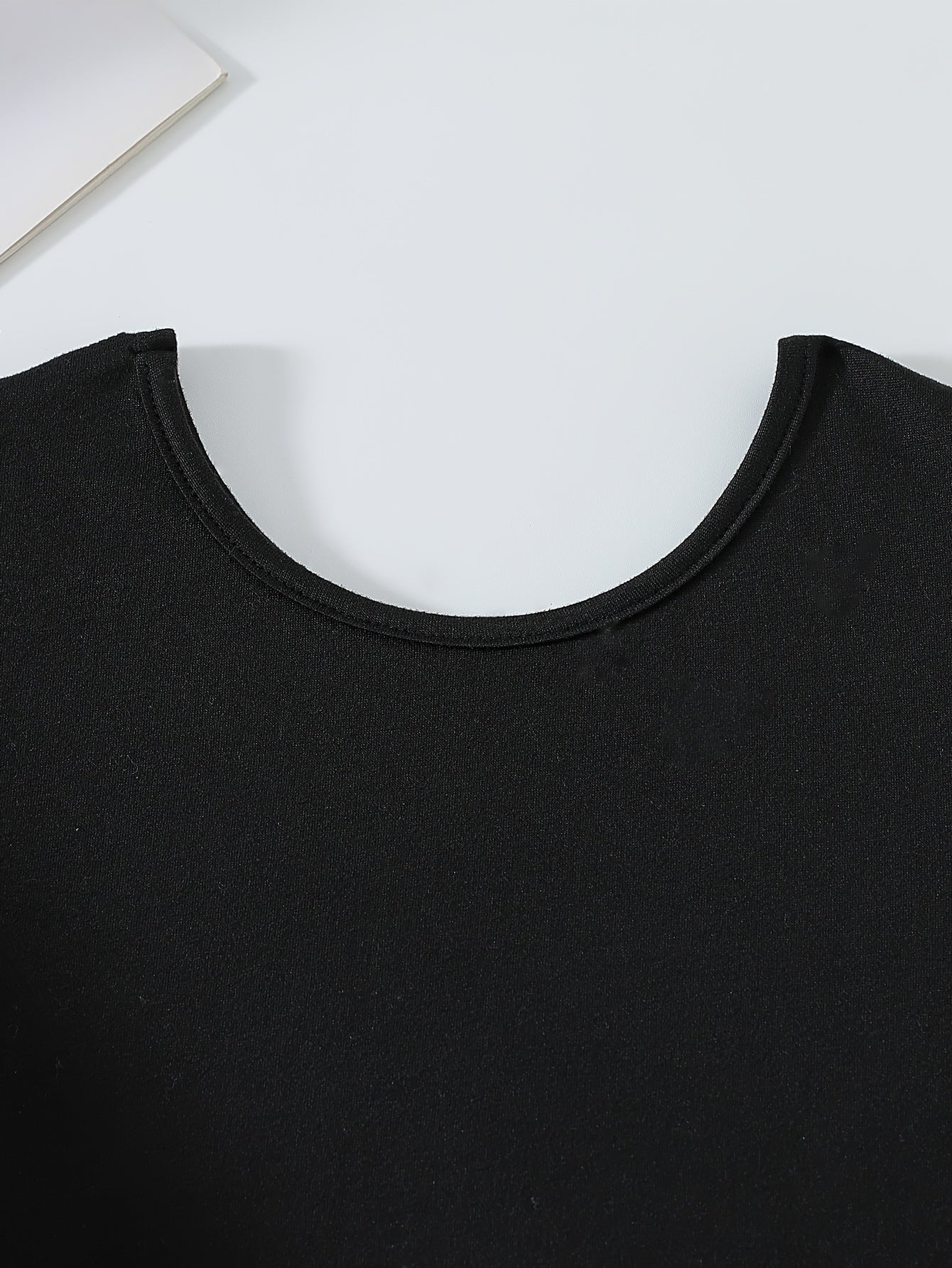 Girls Activewear Set with Crop Hoodie Tank Top and Sweatpants for Casual Outdoor Wear