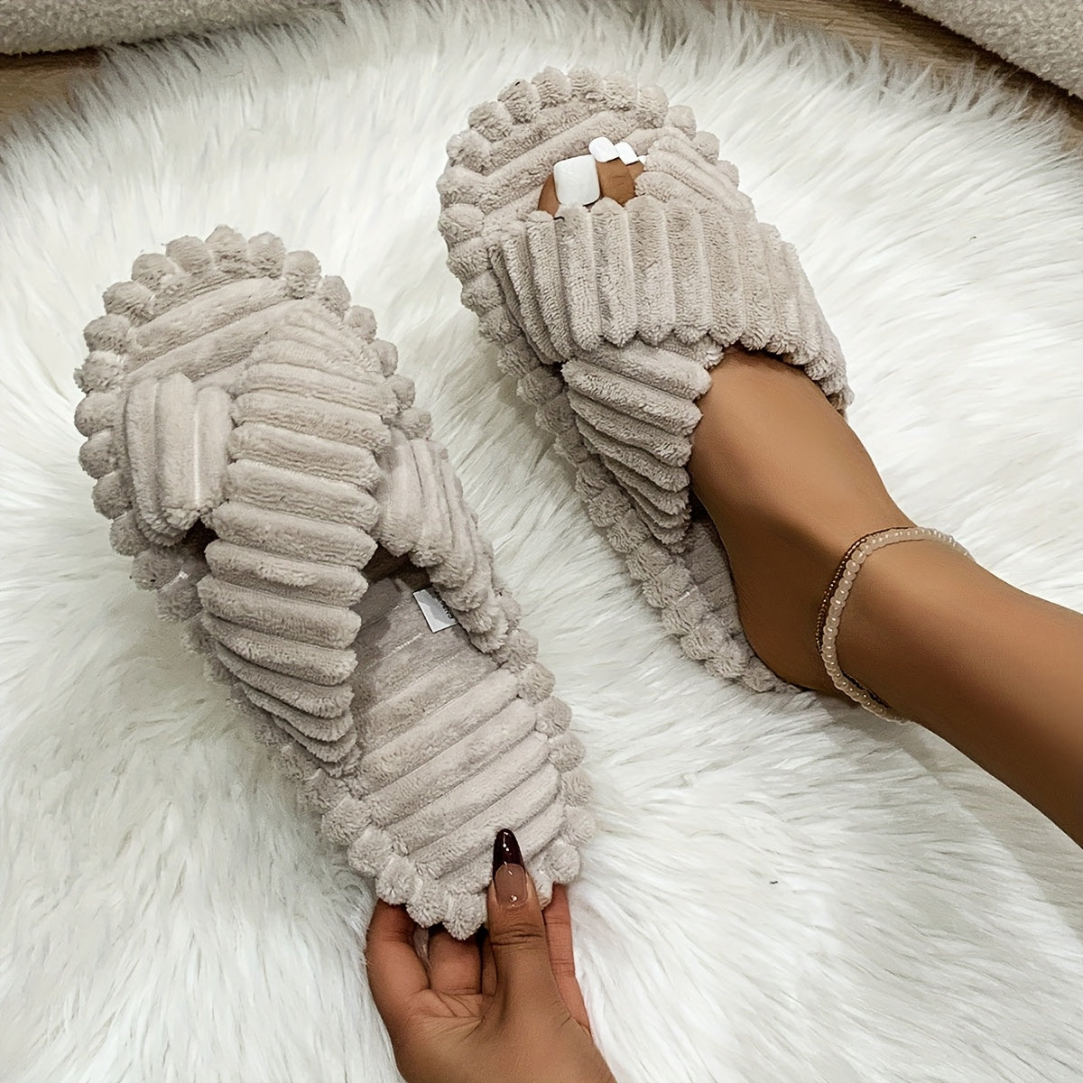 Женские тапочки на перекрестных ремешках с мягкой плюшевой подкладкой для дома и улицы, повседневные бежевые, черные, белые, серые, зеленые