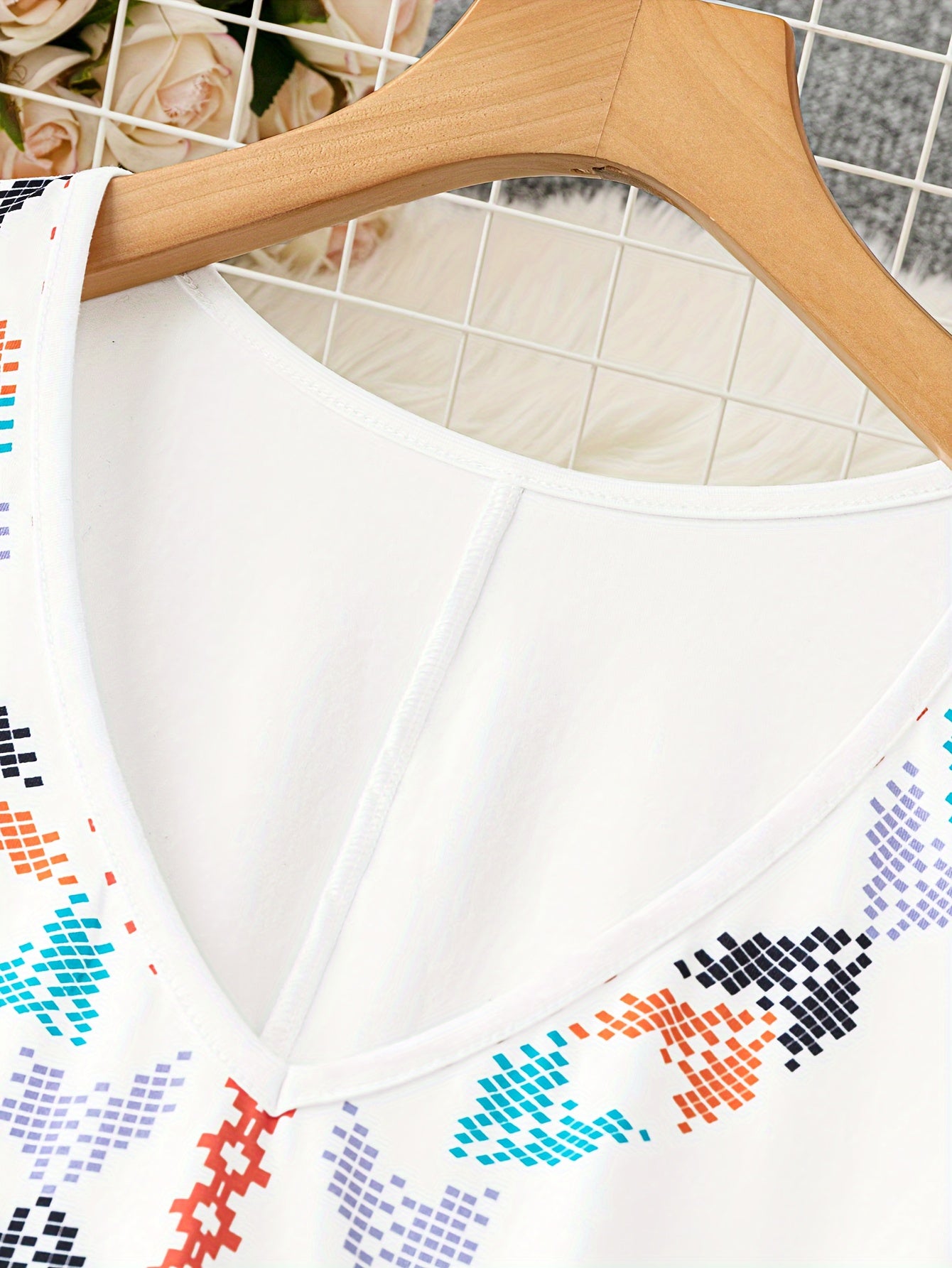 Plus Size Bohemian V-Neck Sleeveless Dress with Random Print Polyester Knit