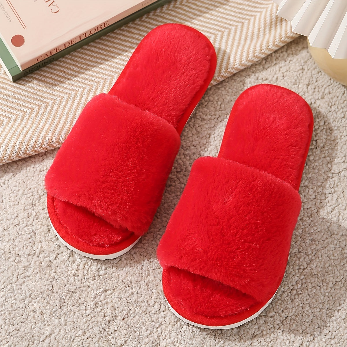 Ayollar uchun qizil fleece shippaklar, yopishqoq bo'lmagan TPR taglik bilan, ichki va tashqi foydalanish uchun