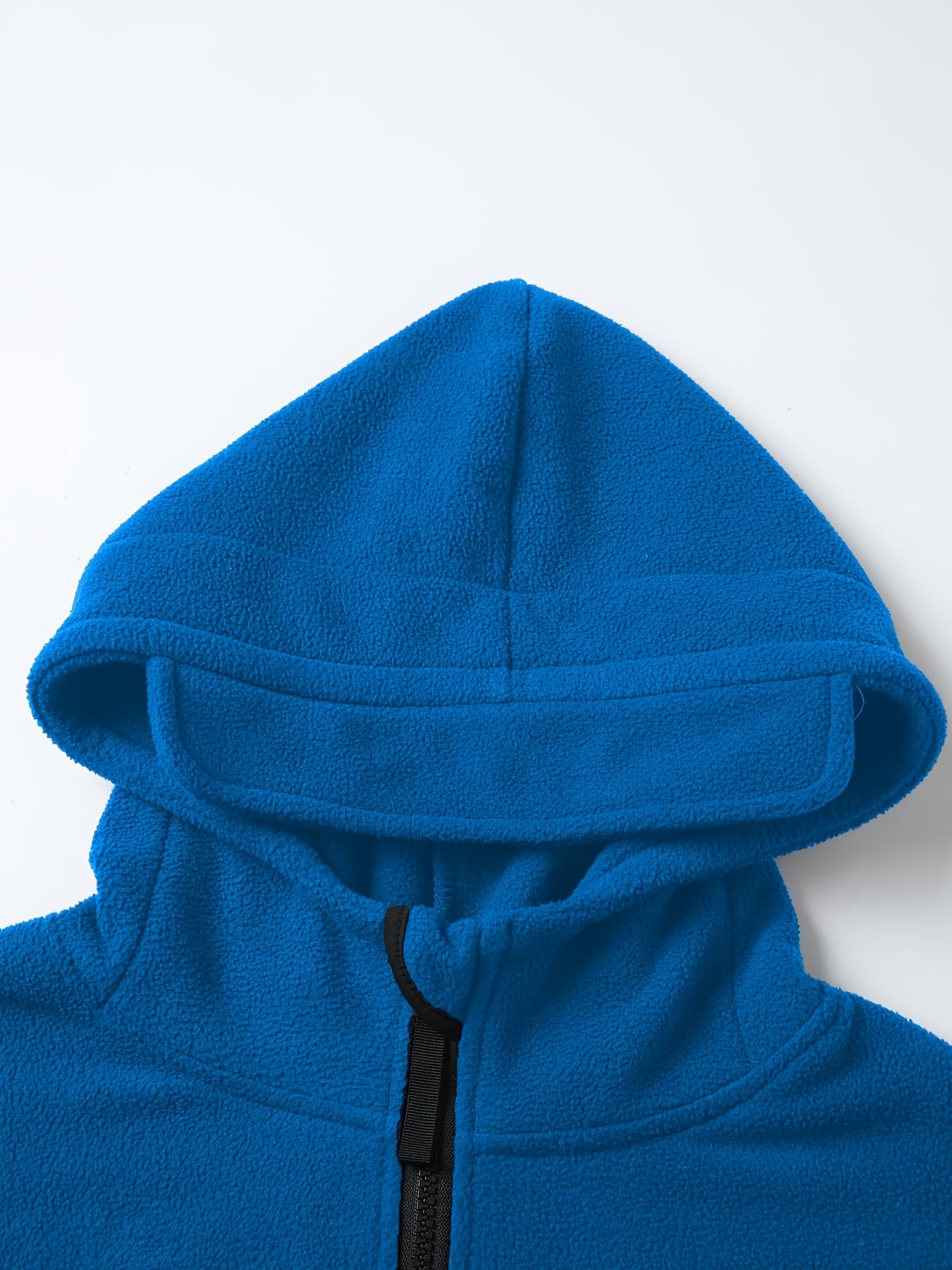 Men's Royal Blue Fleece-Lined Hooded Jacket with Zipper Pockets for Winter Outdoor Activities