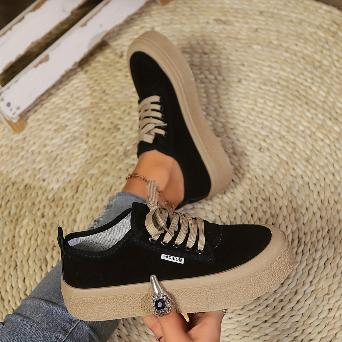 Women's Casual Lace-Up Shoes Black PVC Sole Low-Top Round Toe