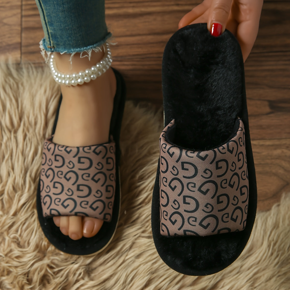 Open-Toe Breathable Slippers for Women Men Lightweight Non-Slip Indoor Shoes