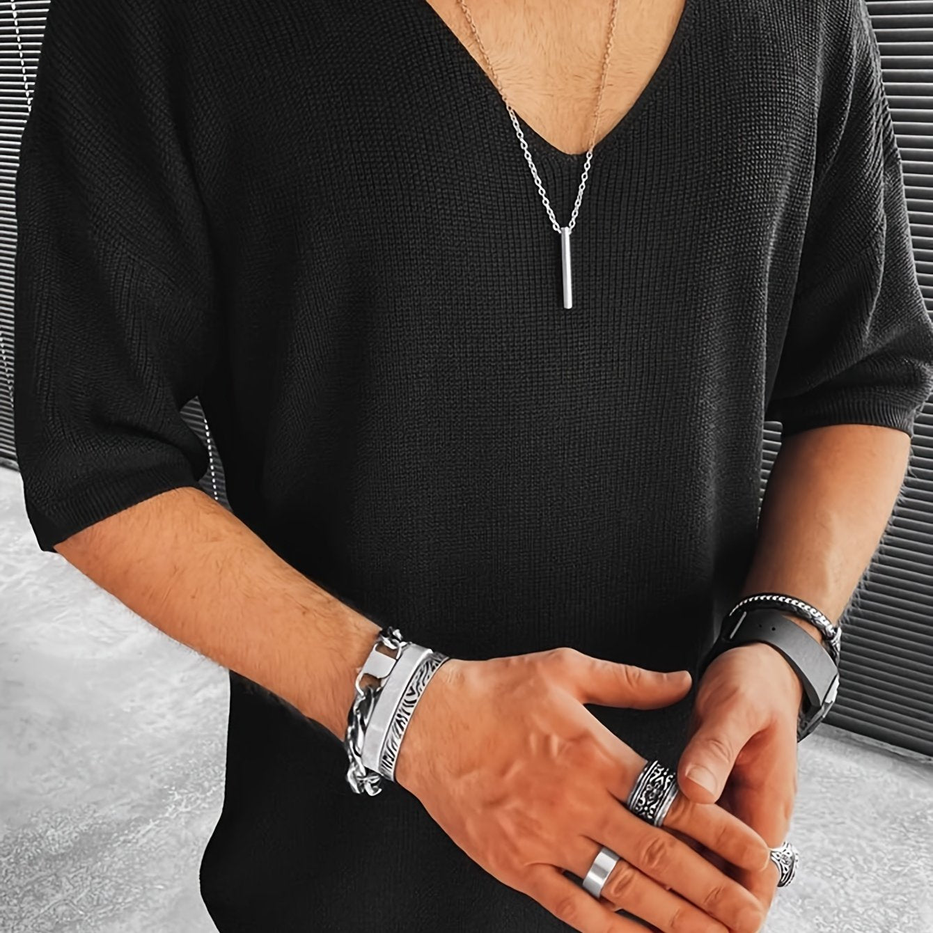 Men's Plus-Size Casual V-Neck Knit Sweater Summer Loose Fit Solid Color