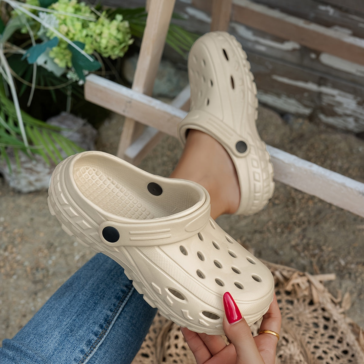 Women's EVA Summer Thick-Sole Anti-Slip Beach Slippers
