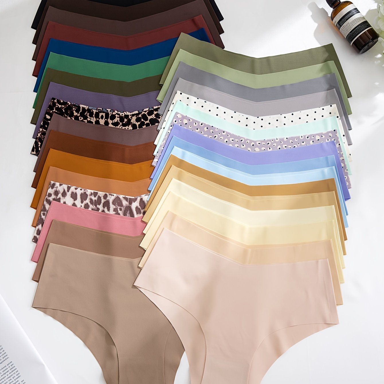 Women's Seamless Stretchy Panties Comfortable Lingerie Simple Style