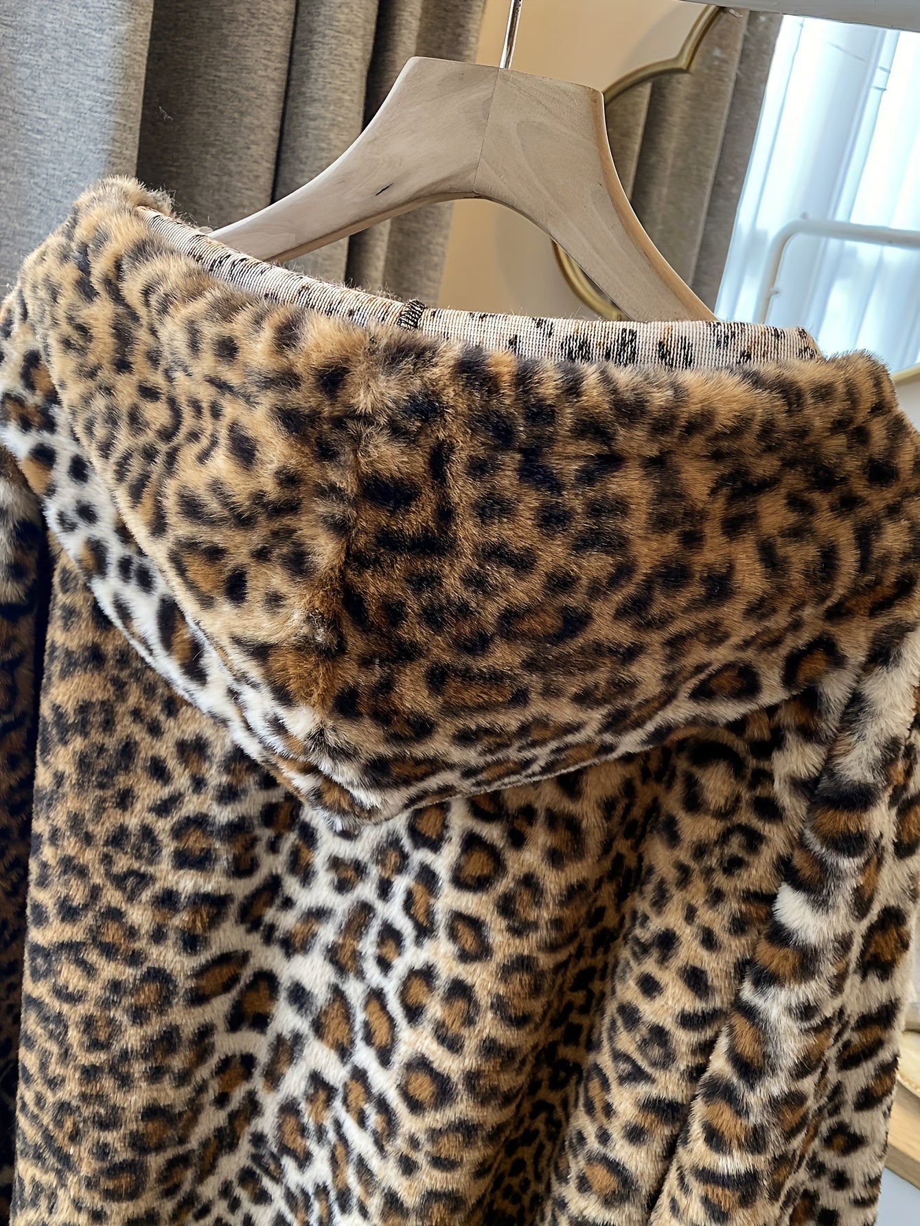 Plus o'lchamli mo'rt leopard bosma chiziqli kapşonli ayollar uchun kuz qish oddiy uzun qolli