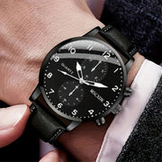 To'rt nafar erkaklar uchun quarts soatlari to'plami, dumaloq alloy korpuslar va faux charm bilan ta'minlangan taqinchalar bilan