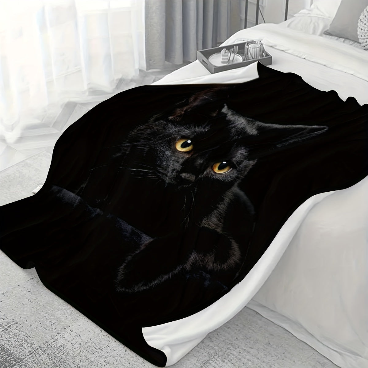 Flannel Fleece Throw Blanket with Geometric Animal Pattern for All Seasons Machine Washable Polyester