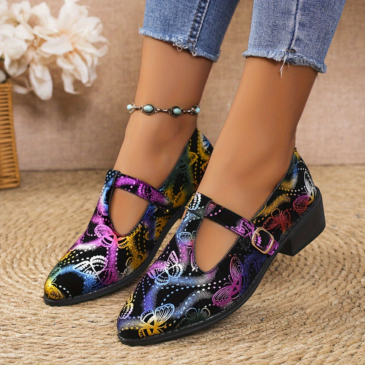 Women's Faux Leather Pointed Toe Flats Retro Casual Shoes Multiple Colors