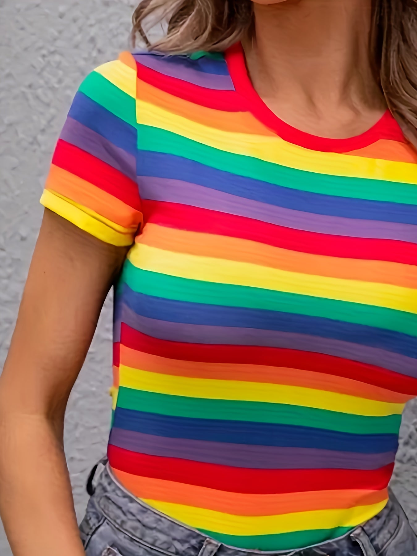 Women's Rainbow Stripe Print T-Shirt with Color Block Crew Neck Casual Top