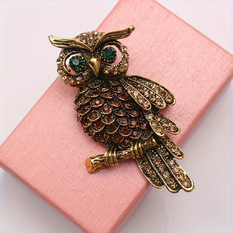 Vintage-Inspired Rhinestone Owl Brooch Pin Edgy Animal-Shaped Jewelry Accessory