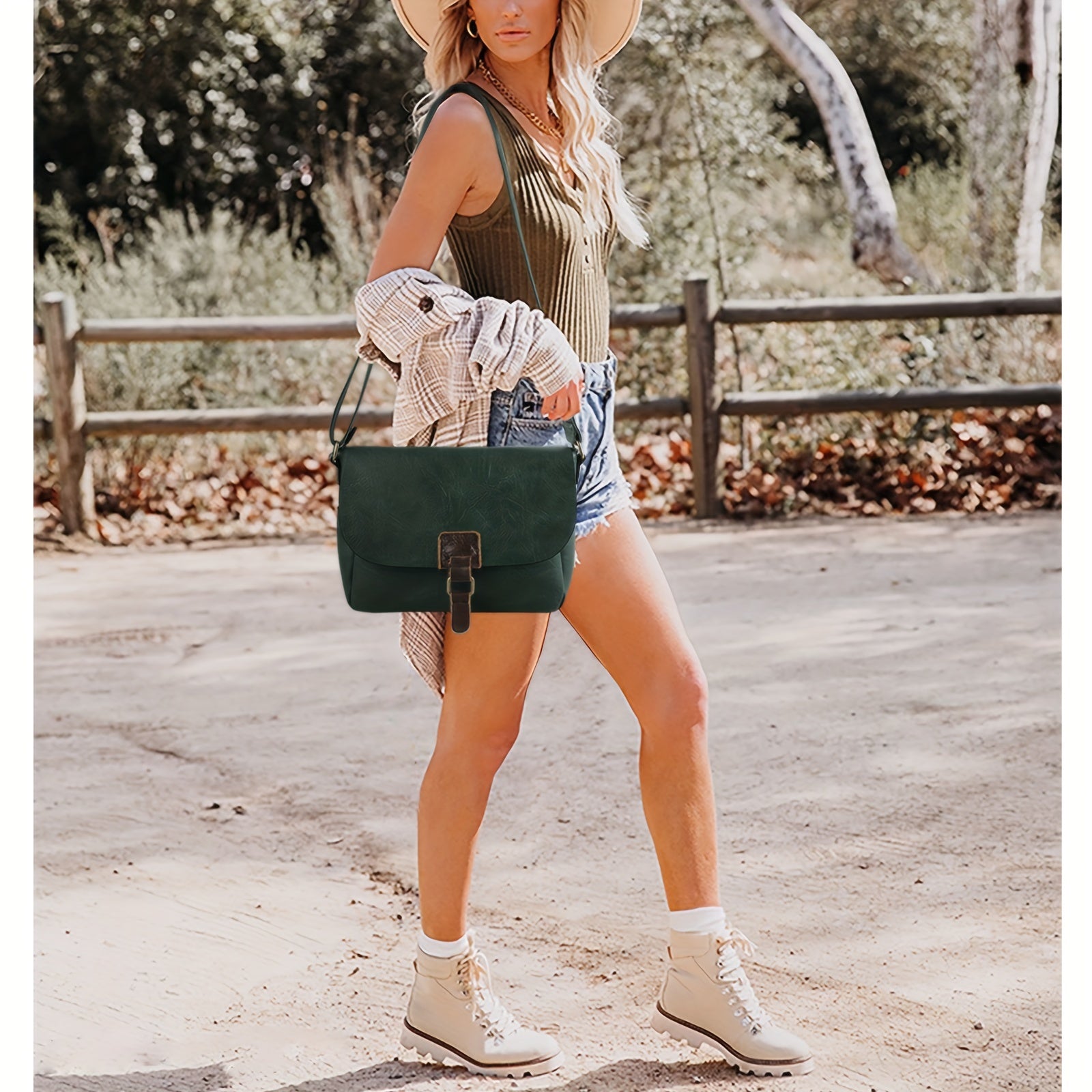 Vintage Western Cowboy Crossbody Bag for Women with Large Capacity Adjustable Strap