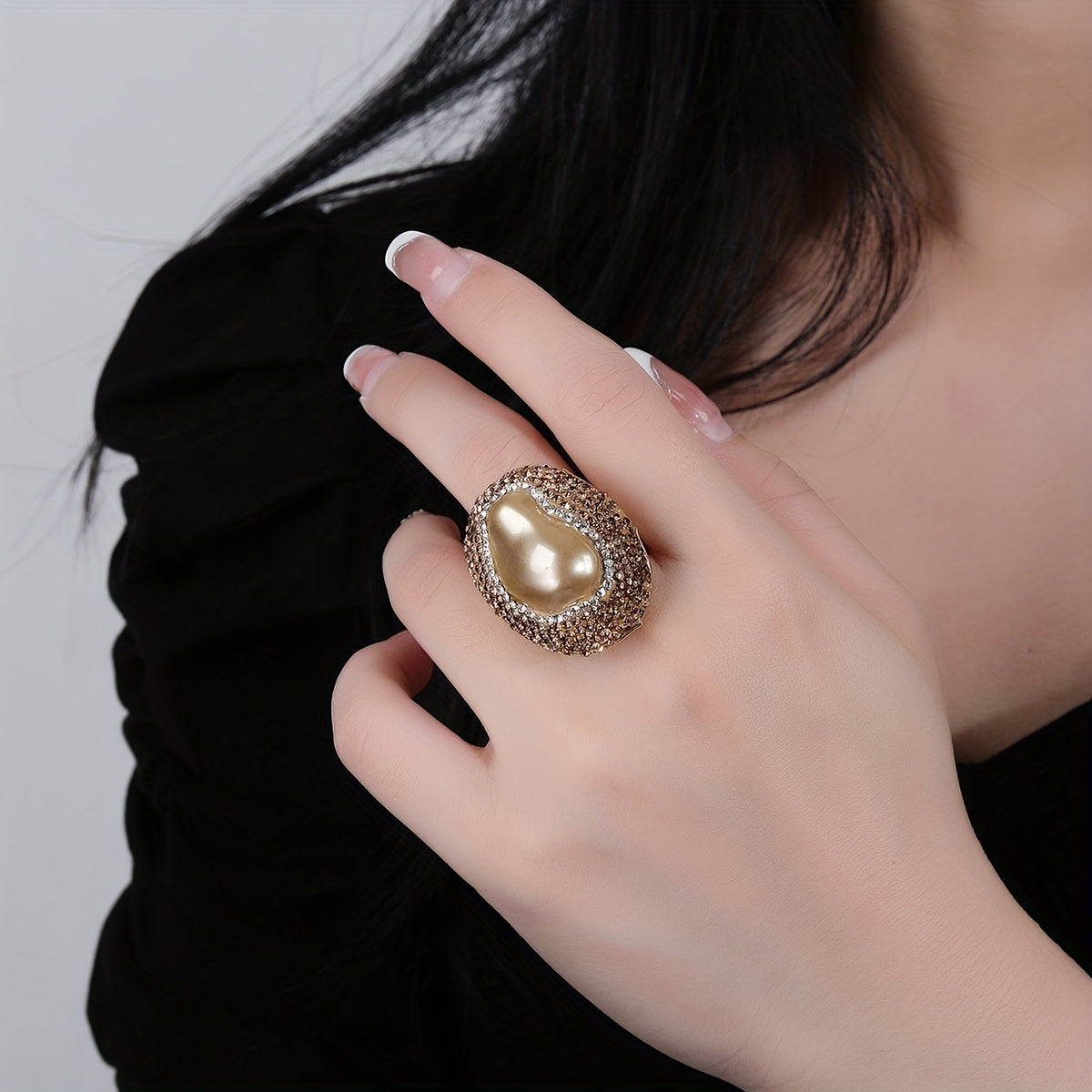 Chic Barok marvarid uzuk, rhinestone aksentlari bilan bezatilgan - Partiyalar va sovgalar uchun ideal, har qanday tadbirga mos keladi