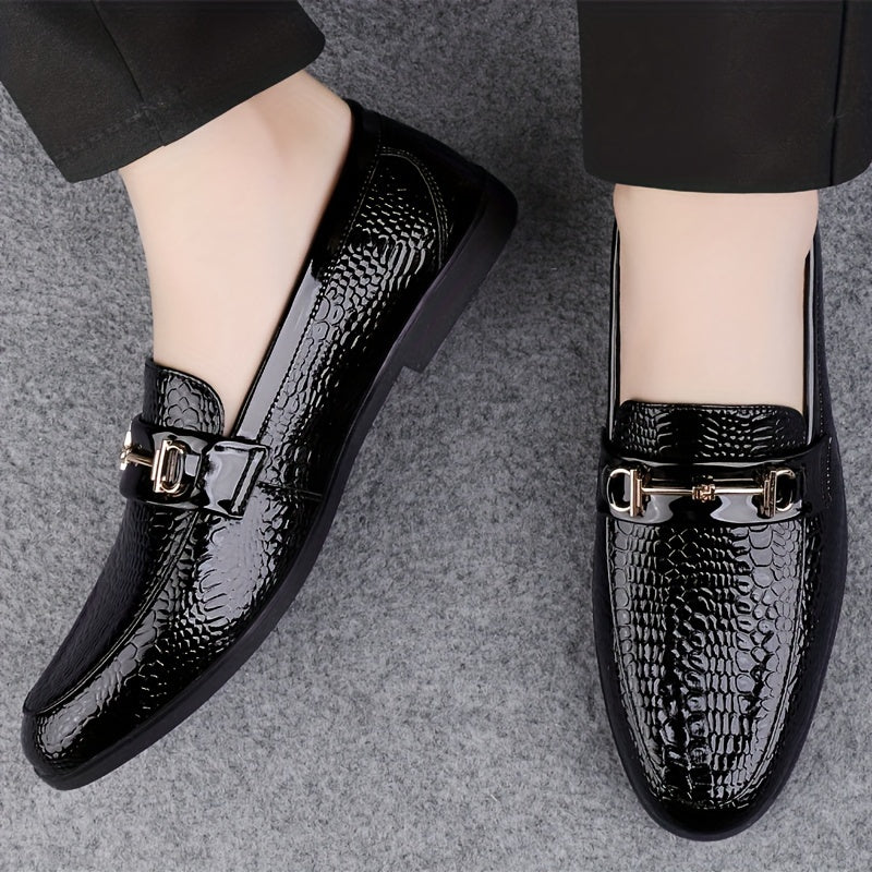 Мужские мокасины из кожи с нескользящей подошвой, винтажные, с круглым носком, повседневные, легко надеваются, для весны и лета