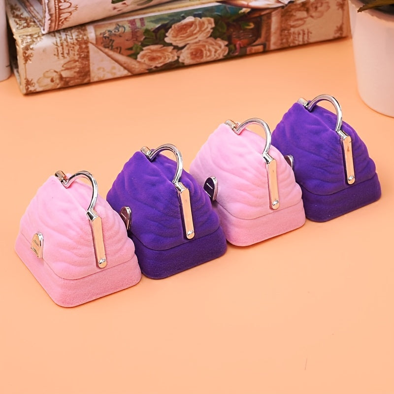 Uzuklar, studlar va taqinchoq uchun bo'linmalarga ega zargarlik qutisi sovg'a saqlash