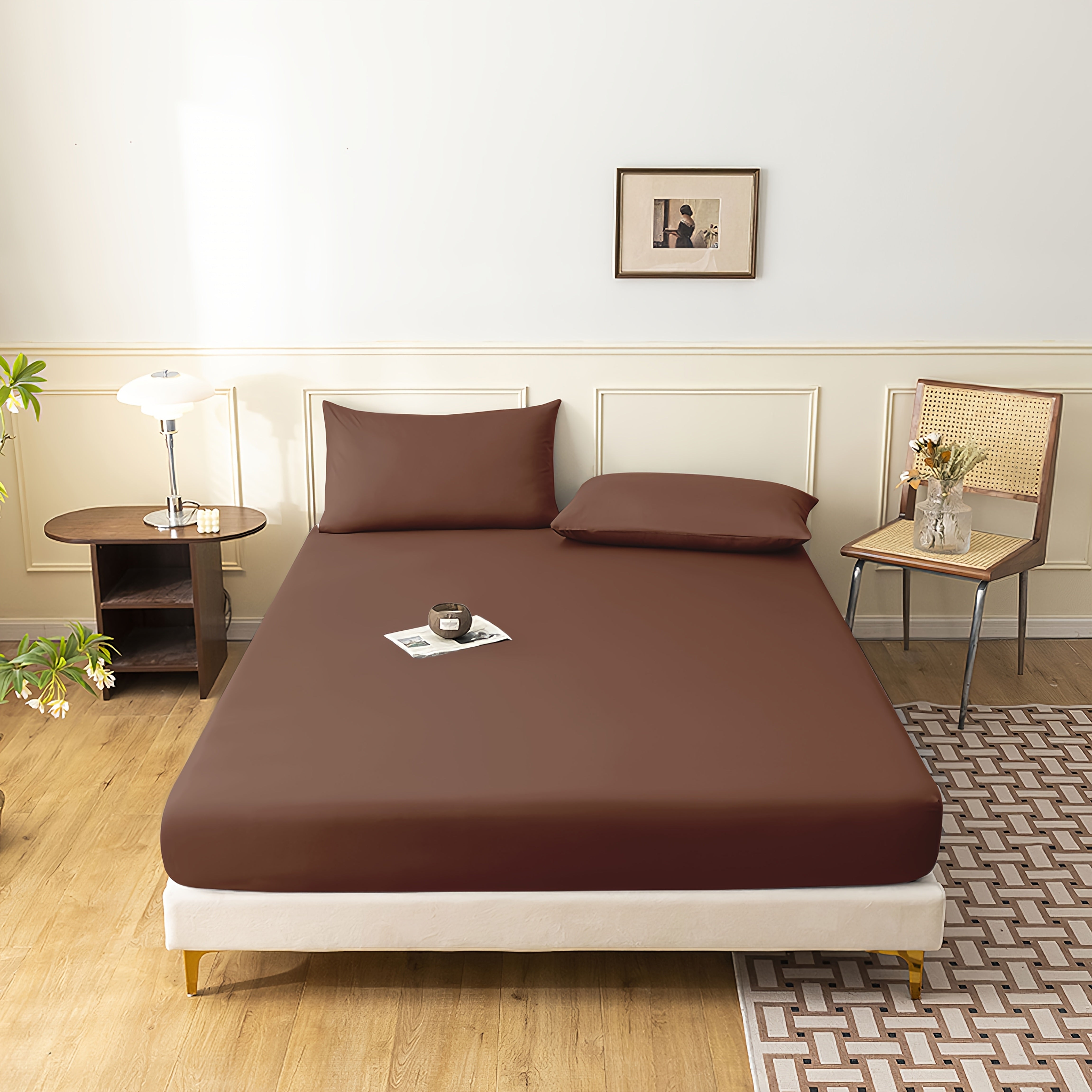 Polyester Sanded Fabric Bedding Set with Flat Sheet and Pillowcases for Bedroom and Guest Room