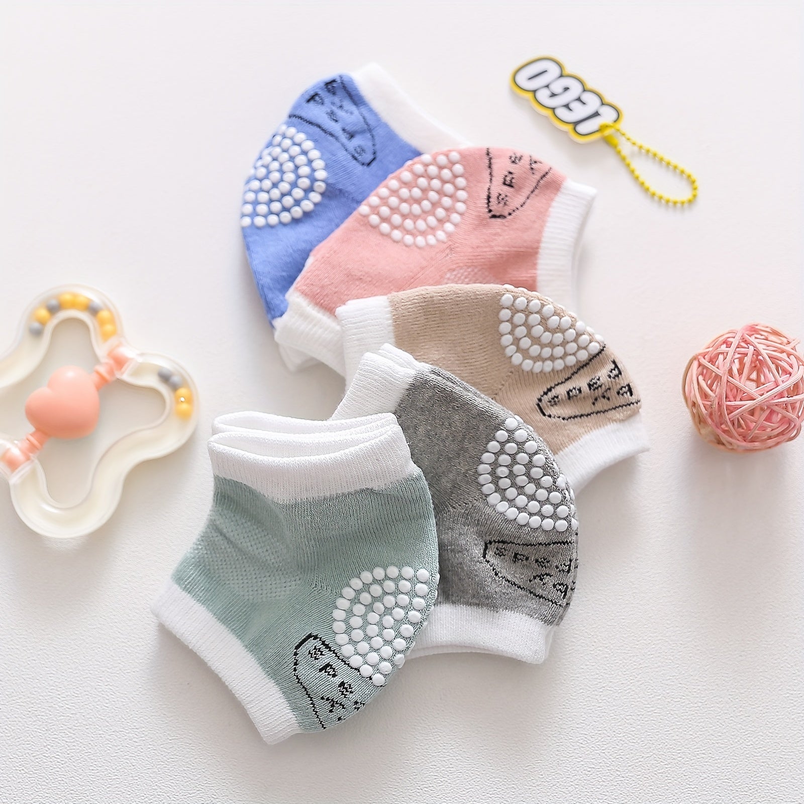 Set of 5 Kids Knee and Elbow Pads for Crawling and Learning to Walk