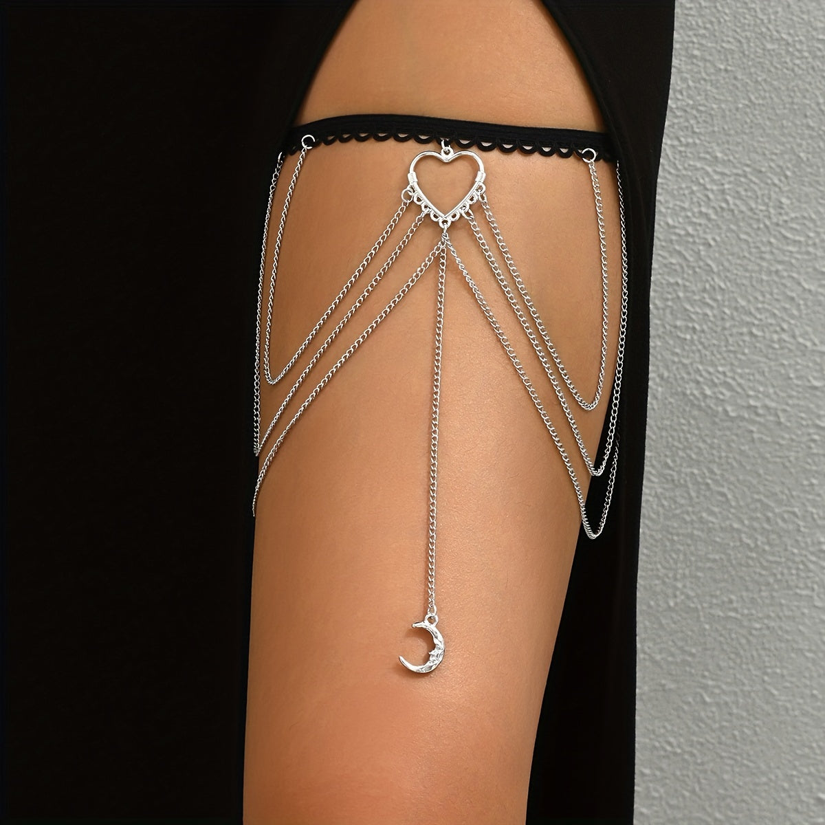 Ayollar uchun ko'p qatlamli tassel va yurak oy dizayni bilan plyaj soni halqasi