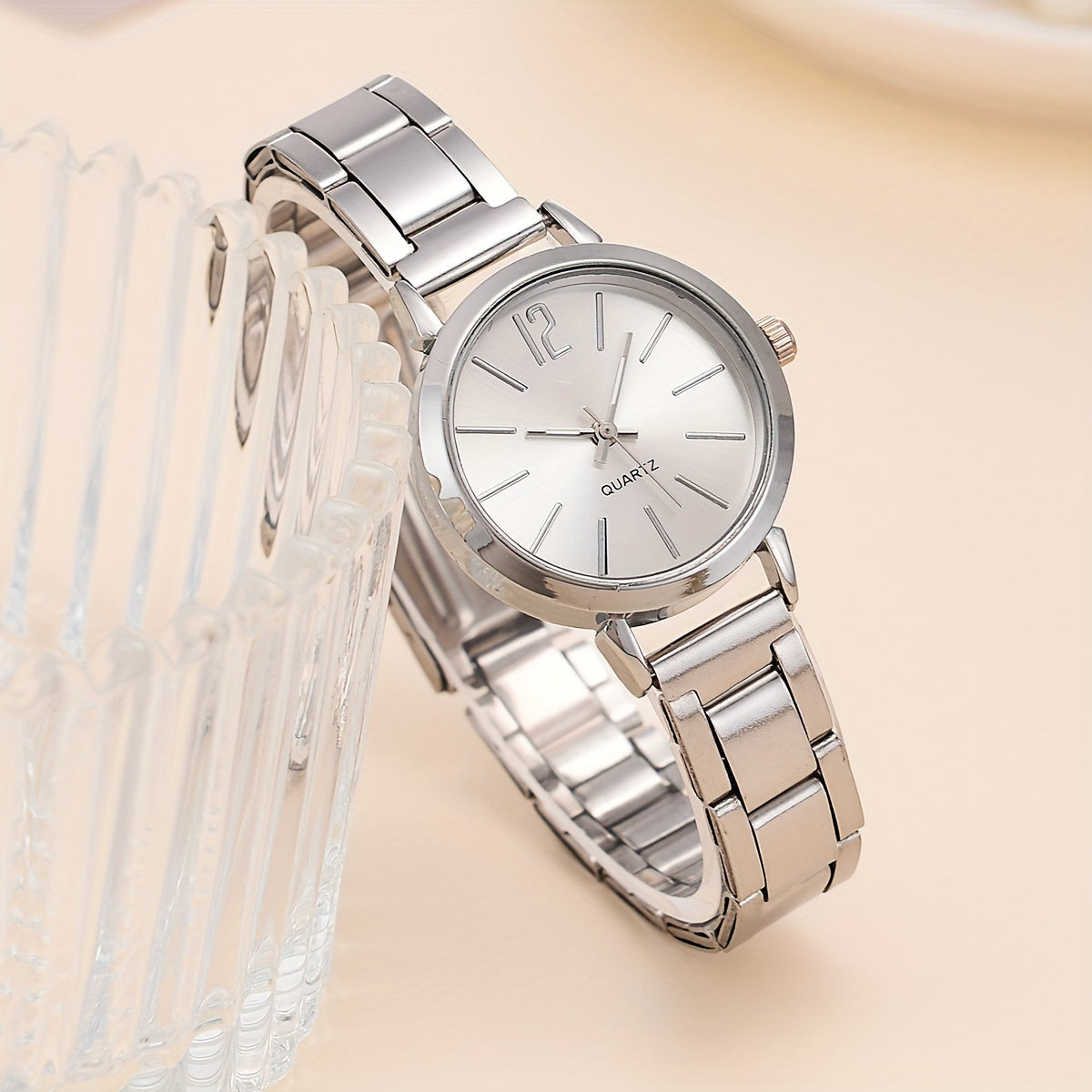 Women's Quartz Watch Sleek Zinc Alloy Strap Casual Dress Gift for Birthdays Christmas Halloween Back to School