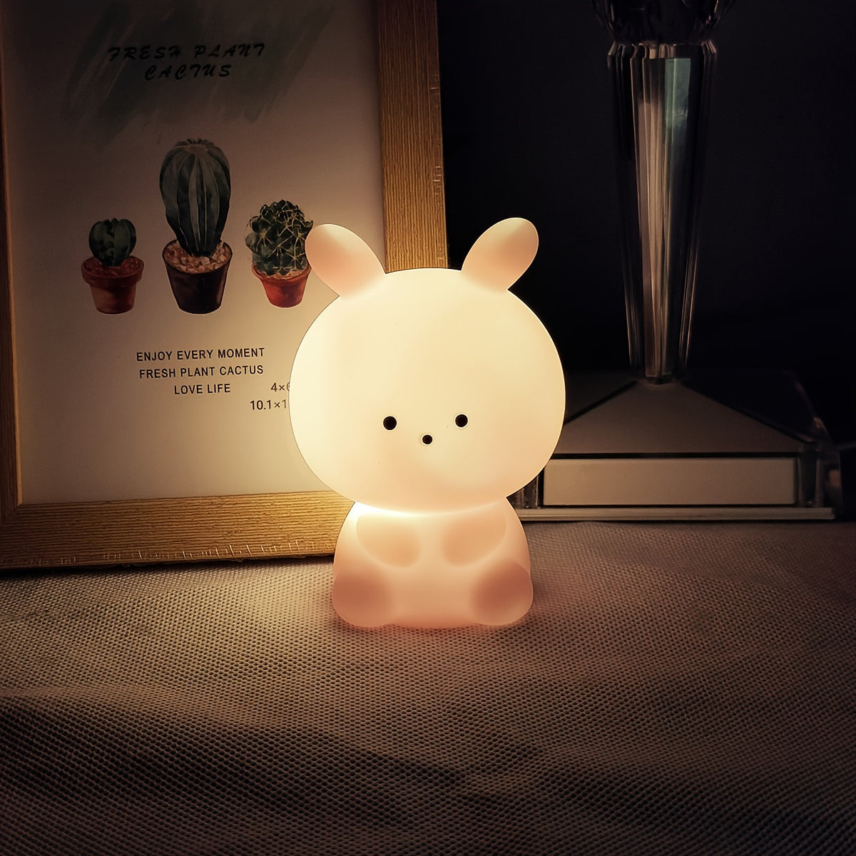 Luz nocturna LED de dibujos animados linda, alimentada por batería con interruptor para decoración de la habitación infantil